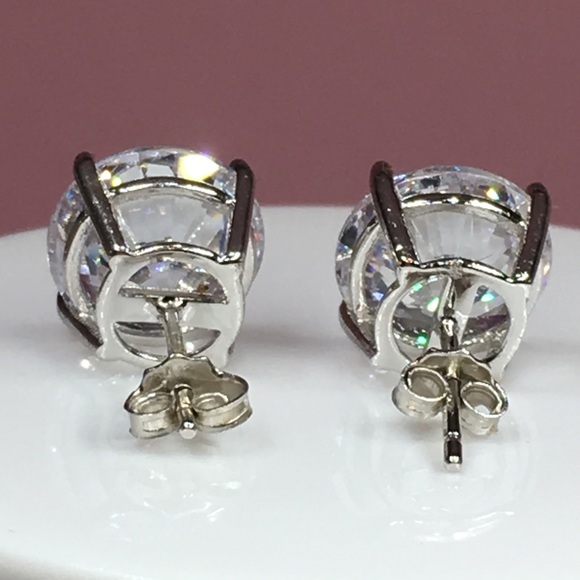 14k white gold 8 ct diamond stud earrings silver - Picture 4 of 10